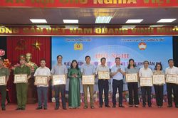 Nhân rộng điển hình tiên tiến trong bảo vệ an ninh cơ sở