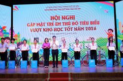 Biểu dương 200 trẻ em Thủ đô tiêu biểu vượt khó học tốt