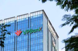 VPBank (VPB): Đón dòng vốn 61,6 triệu USD từ nâng hạng, lợi nhuận bán niên tăng 68%