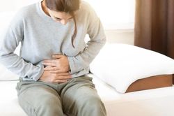4 nhóm thực phẩm ăn càng nhiều, đường ruột càng dễ 'gặp nguy'