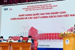 Th&uacute;c đẩy tăng trưởng bằng năng suất, đổi mới s&aacute;ng tạo