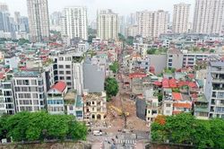 Tăng tốc phá dỡ mặt bằng, mở rộng ngõ 381 Nguyễn Khang hơn 4 lần