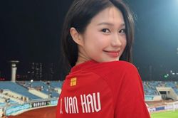 Doãn Hải My đăng khoảnh khắc trên SVĐ Mỹ Đình, phản ứng của Đoàn Văn Hậu gây chú ý