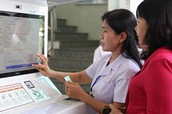 Trạm y tế sử dụng bệnh án điện tử, người dân được lợi