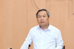 Chủ tịch Hà Nội: Việc kiểm soát khí thải phương tiện giao thông phải thận trọng bởi tác động đến người dân