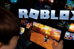 Philippines th&uacute;c đẩy lệnh cấm tr&ograve; chơi trực tuyến Roblox sau vụ xả s&uacute;ng trường học