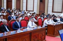 Hội thảo khoa học quốc gia 'Đổi mới mô hình phát triển của Việt Nam đáp ứng yêu cầu phát triển'