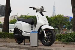 Mua xe máy điện dưới 30 triệu, lựa chọn nào đáng cân nhắc?