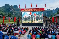 Sức hút của những bộ phim cách mạng nơi vùng cao Tuyên Quang