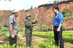 Lòng dân - thành lũy nơi phên giậu Đông Bắc