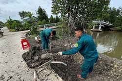 'Sao vuông' Cà Mau: Giúp dân tôn nền nhà, vun đắp tình quân dân