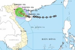 Áp thấp nhiệt đới di chuyển trên vùng biển phía Đông khu vực Bắc Vịnh Bắc Bộ, theo hướng về Hải Phòng
