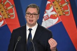 Tổng thống Serbia 'chốt' phương án bầu cử sớm hơn một năm so với kế hoạch