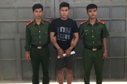 Khởi tố thanh niên lừa cụ bà sang tên, bán trộm tài sản rồi trả lại sổ đỏ giả