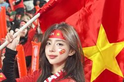 CĐV Việt Nam 'đổ bộ' Bangkok xem chung kết Việt Nam vs Thái Lan, thâu tóm hết vé dành cho đội khách
