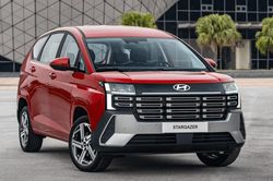 Với 500 triệu, khách Việt có thể mua được xe gầm cao nào trong tháng 8?