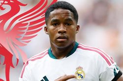 Liverpool bất ngờ hỏi mua 'thần đồng' Endrick
