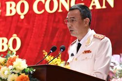 Đại tá Trương Văn Hồng làm Phó Cục trưởng Cảnh sát điều tra tội phạm về ma túy