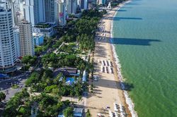 Nha Trang rà soát hai dự án ven biển: Một hết hạn thuê đất, một bị vướng pháp lý