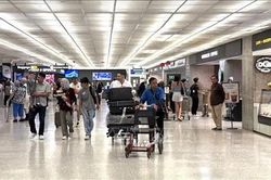 Mỹ bắt đầu trục xuất người Haiti