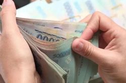 Người đi làm xa có được giảm trừ gia cảnh cho người phụ thuộc ở quê?