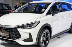 BYD M6 sắp bổ sung bản hybrid tại Việt Nam