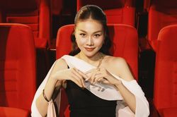 Đi chấm thi lúc 5 giờ sáng, siêu mẫu Thanh Hằng vẫn gây sốt với visual sáng bừng