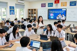 Trường v&ugrave;ng cao trước th&aacute;ch thức đưa AI v&agrave;o giảng dạy đại tr&agrave;