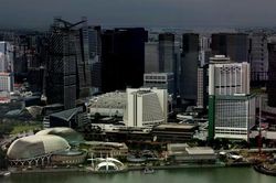 Singapore đối mặt bài toán tăng trưởng hai tốc độ