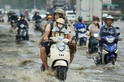 Chống ngập đô thị: Không thể chỉ lo cống, phải quản trị cả lưu vực