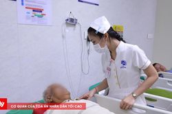 Sụt gần 20kg vì xương cá mắc trong phế quản