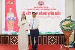 Quan tâm phát triển đảng viên, tổ chức Đảng trong doanh nghiệp