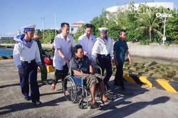 Hải quân Vùng 4 đồng hành cùng ngư dân vươn khơi bám biển
