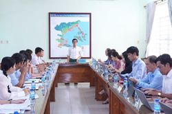 Đoàn kiểm tra số 1 của UBND tỉnh Khánh Hòa kiểm tra công tác cải cách hành chính tại xã Vạn Ninh
