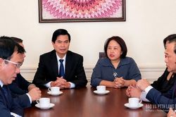 Đoàn đại biểu tỉnh Lạng Sơn làm việc với Đại sứ quán Việt Nam tại Hy Lạp