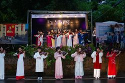 Khai mạc triển lãm 'Giao điểm Việt Nam' tại Đà Lạt