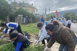 Tuổi trẻ dân tộc thiểu số Lâm Đồng chung tay giữ màu xanh quê hương