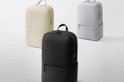 Xiaomi ra mắt balo Mijia Lightweight Commuter Backpack siêu nhẹ 570g với giá 350.000 đồng
