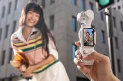 Insta360 Luna Pro ra mắt: Cảm biến 1 inch quay dọc 4K và ống kính Leica giá 13.2 triệu