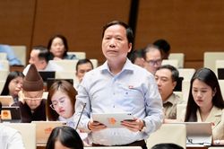 Sửa Luật Đất đai: Phân cấp mạnh đi đôi kiểm soát quyền lực trong quản lý đất đai