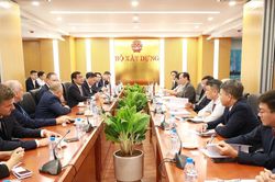 Tập đoàn hàng đầu Cộng hòa Séc quan tâm đầu tư đường sắt Việt Nam