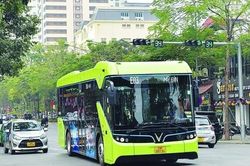 H&agrave; Nội từng bước th&aacute;o gỡ c&aacute;c điểm nghẽn về m&ocirc;i trường