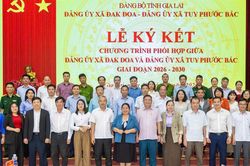 Gia Lai: Tuy Phước Bắc và Đak Đoa ký kết chương trình phối hợp giai đoạn 2026-2030