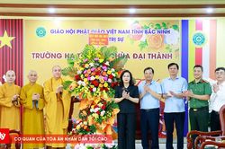 Lãnh đạo tỉnh Bắc Ninh thăm, chúc mừng các vị chức sắc Phật giáo nhân dịp Vu lan