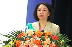 H&agrave; Nội giảm hơn 2.360 c&aacute;n bộ quản l&yacute; sau sắp xếp trường học