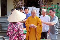 Ấm lòng mùa Vu Lan ở ngôi chùa miền quê Cà Mau