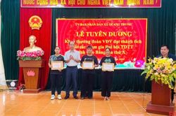 Xã Quang Trung khen thưởng vận động viên đoạt thành tích tại Đại hội Thể dục thể thao tỉnh lần thứ X