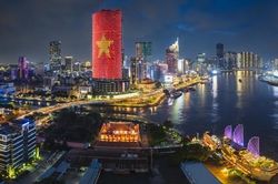 TPHCM sau một năm vận hành chính quyền địa phương 2 cấp:  Bài cuối: Đưa TPHCM trở thành địa phương có năng lực cạnh tranh khu vực