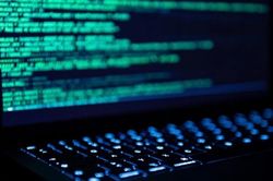 FBI cảnh báo tin tặc dùng AI tấn công PLC Siemens