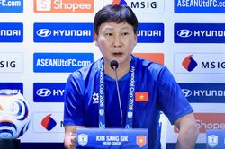HLV Kim Sang-sik: 'Thắng Thái Lan, làm nên lịch sử chưa từng có'